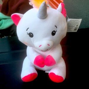 8S7.  Unicorn balloon holder
